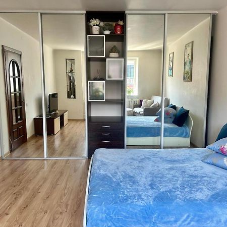 Cozy Apartment In The City Center シャウレイ エクステリア 写真